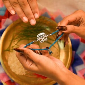 Gentleman Bhai Quirk 925 Silver Rakhi