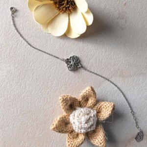 Floral Whisper 925 Silver Elegance Wristlet