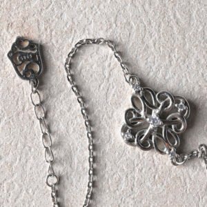 Floral Whisper 925 Silver Elegance Wristlet