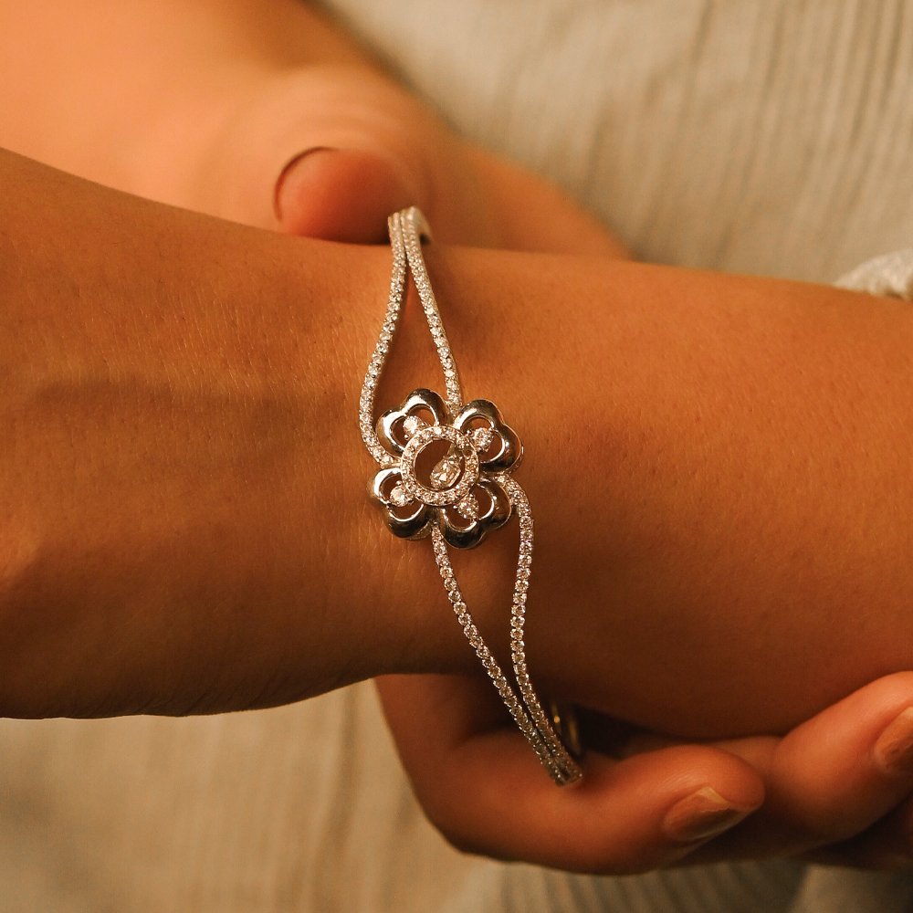 Flora Glint 925 Silver Bloom Stone Set Bracelet