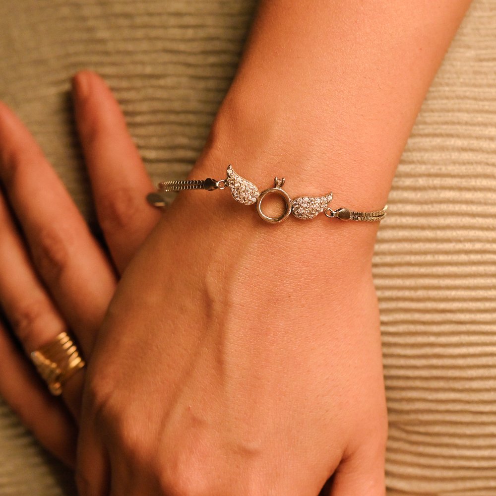 Soaring Love 925 Silver Wristlet