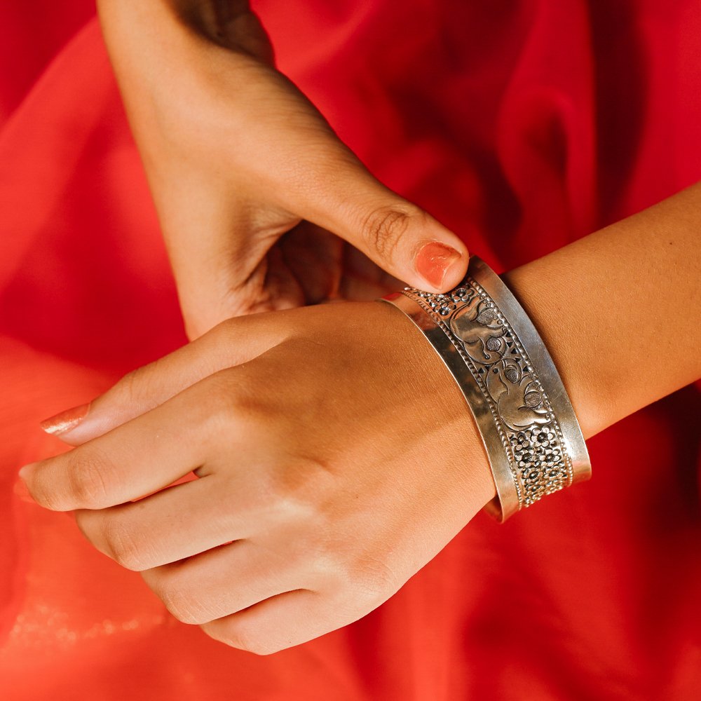 Hasti Heritage Cuff 925 Silver Oxidized Bracelete
