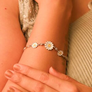 Sunshine Daisy 925 Silver Wristlet